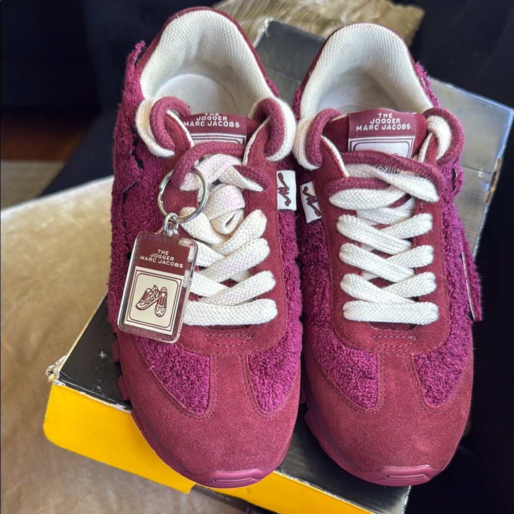 THE TERRY JOGGER BORDEAUX size 7 - Picture 4 of 10